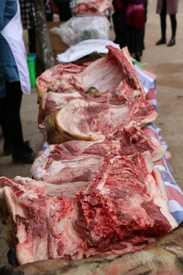 攀枝花市區迎來土特產品便利購，生態土雞蛋、青花椒、黑豬肉無需再趕集