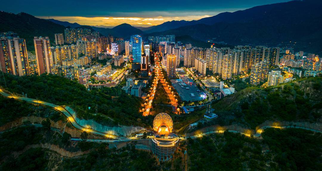 攀枝花市東區(qū)區(qū)委書記凌永航 加快創(chuàng)建全國(guó)百?gòu)?qiáng)區(qū) 扎實(shí)推進(jìn)共同富裕